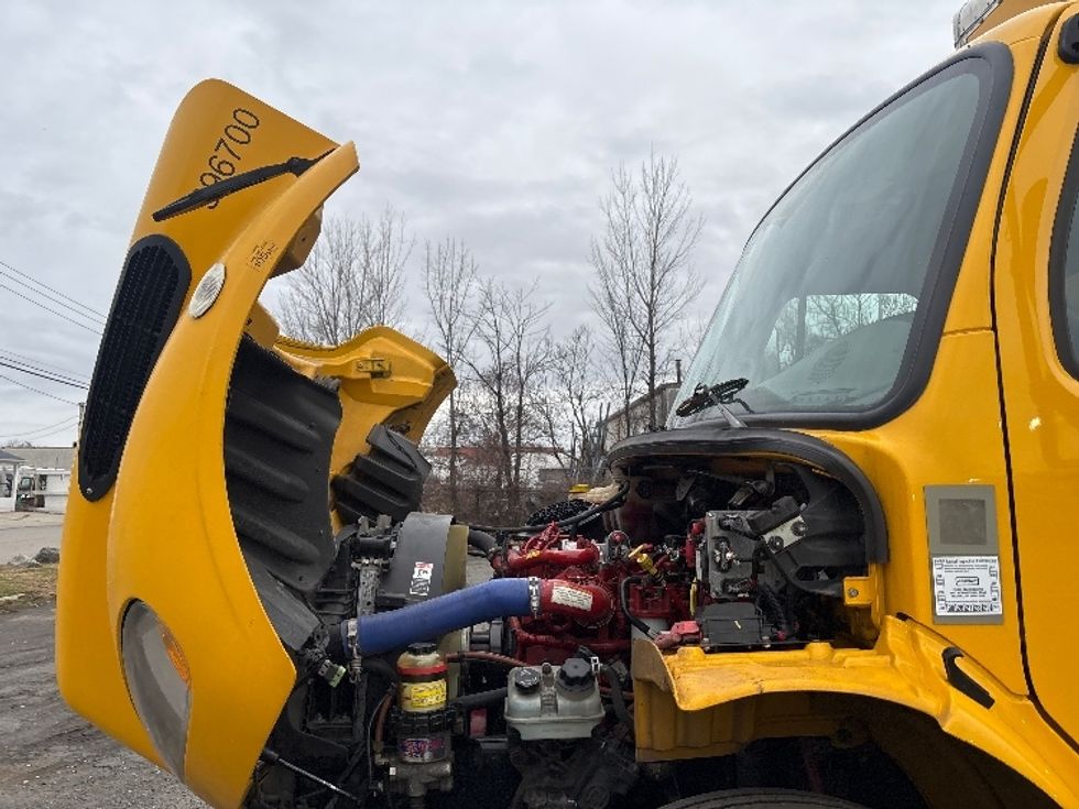 Medium Duty Box Truck-Light and Medium Duty Trucks-Freightliner-2022-M2-Elmsford-NY-216,971\n\t\tmiles-$ 50,500 - Image 24