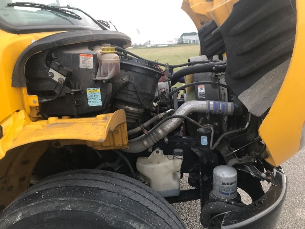 Medium Duty Box Truck-Light and Medium Duty Trucks-Freightliner-2022-M2-Evansville-IN-121,329\n\t\tmiles-$ 73,500 - Image 23