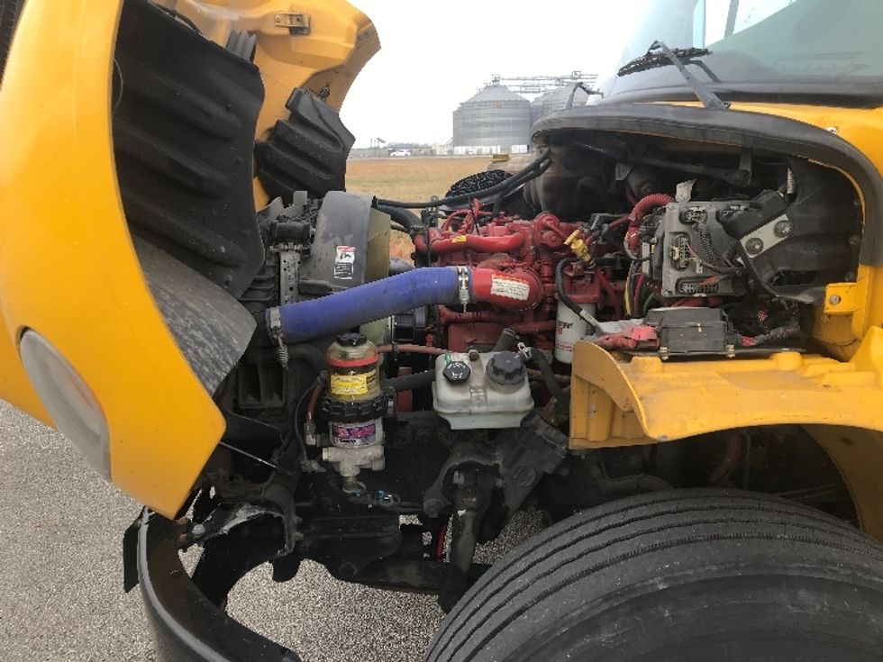 Medium Duty Box Truck-Light and Medium Duty Trucks-Freightliner-2022-M2-Evansville-IN-121,329\n\t\tmiles-$ 73,500 - Image 24