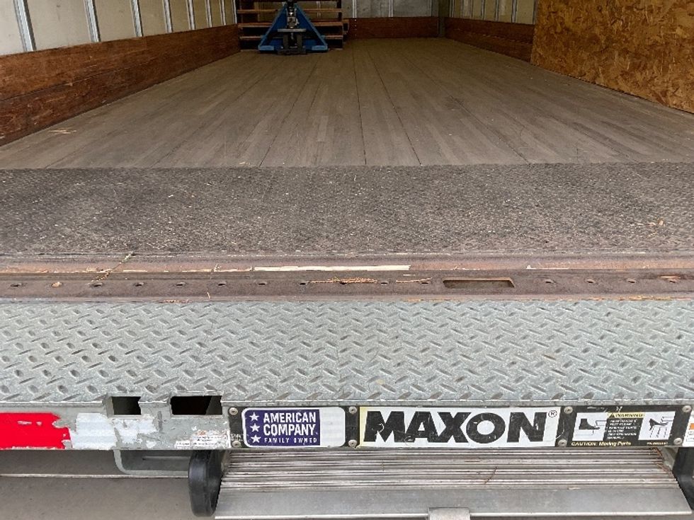 Medium Duty Box Truck-Light and Medium Duty Trucks-Freightliner-2022-M2-Everett-WA-114,389\n\t\tmiles-$ 76,250 - Image 10