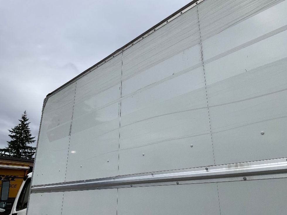Medium Duty Box Truck-Light and Medium Duty Trucks-Freightliner-2022-M2-Everett-WA-114,389\n\t\tmiles-$ 76,250 - Image 26