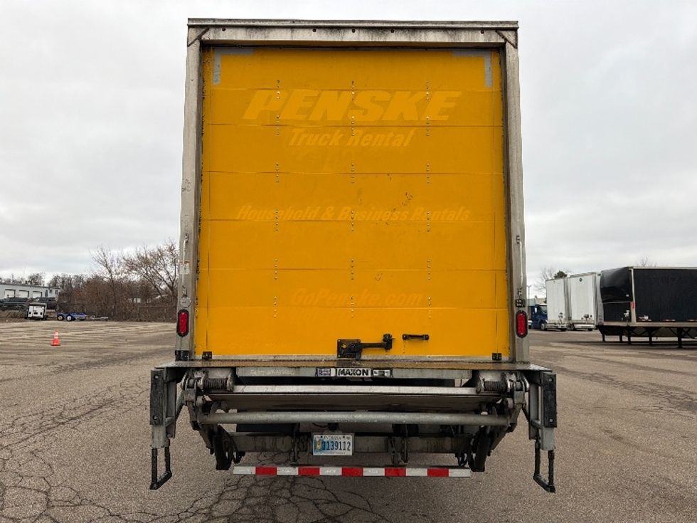 Medium Duty Box Truck-Light and Medium Duty Trucks-Freightliner-2022-M2-Flint-MI-121,360\n\t\tmiles-$ 70,500 - Image 7