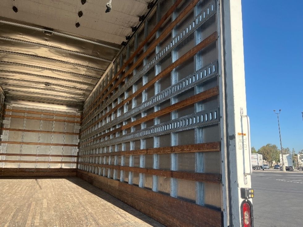 Medium Duty Box Truck-Light and Medium Duty Trucks-Freightliner-2022-M2-Fontana-CA-184,107\n\t\tmiles-$ 67,000 - Image 12