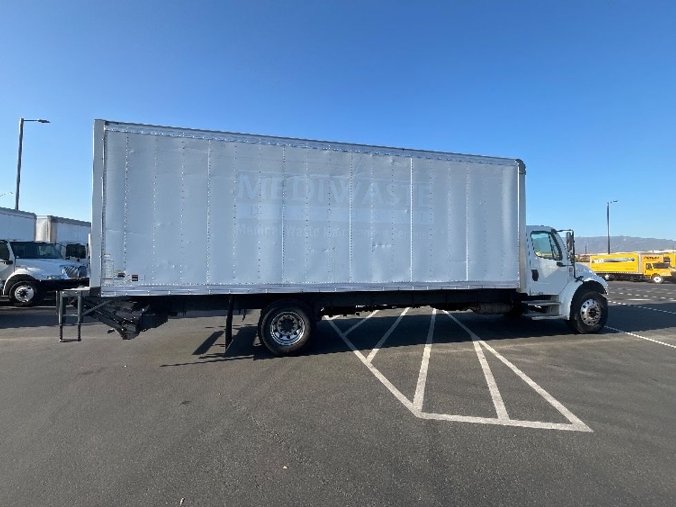 Medium Duty Box Truck-Light and Medium Duty Trucks-Freightliner-2022-M2-Fontana-CA-184,107\n\t\tmiles-$ 67,000 - Image 15