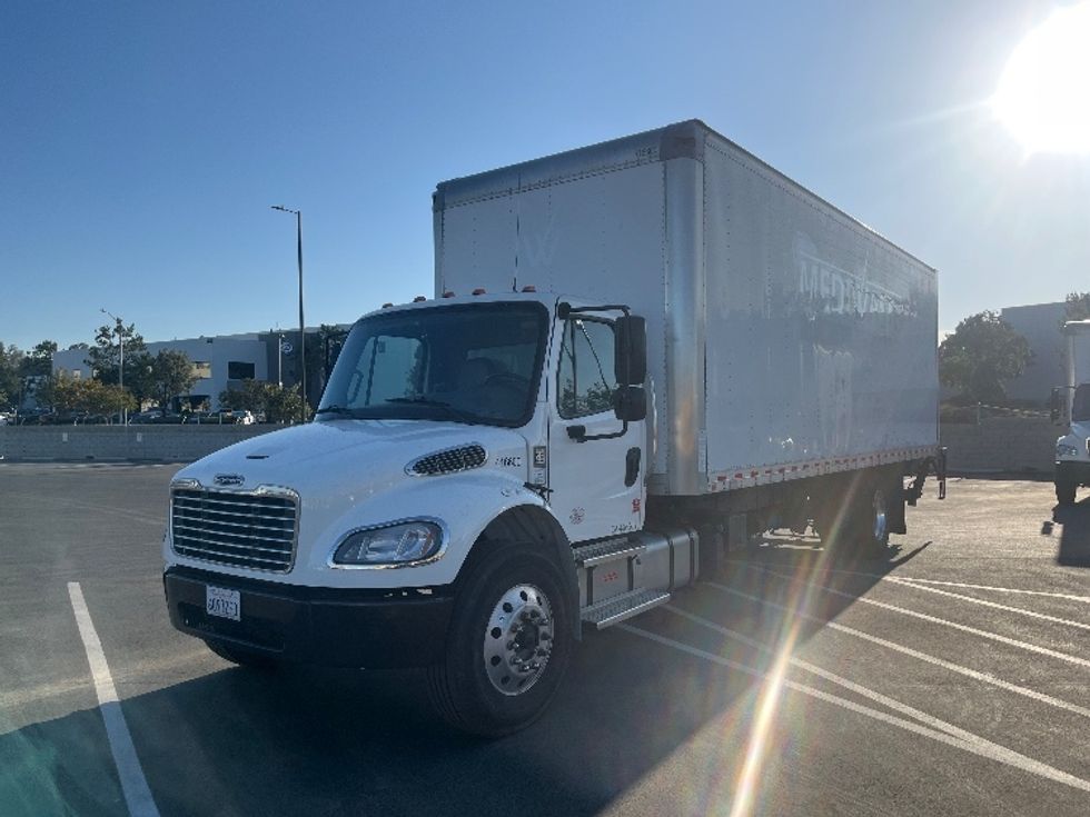 Medium Duty Box Truck-Light and Medium Duty Trucks-Freightliner-2022-M2-Fontana-CA-184,107\n\t\tmiles-$ 67,000 - Image 3