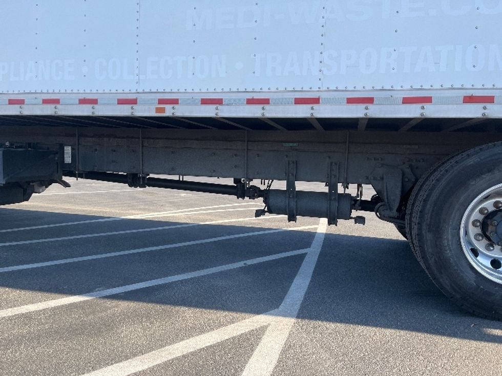 Medium Duty Box Truck-Light and Medium Duty Trucks-Freightliner-2022-M2-Fontana-CA-184,107\n\t\tmiles-$ 67,000 - Image 5