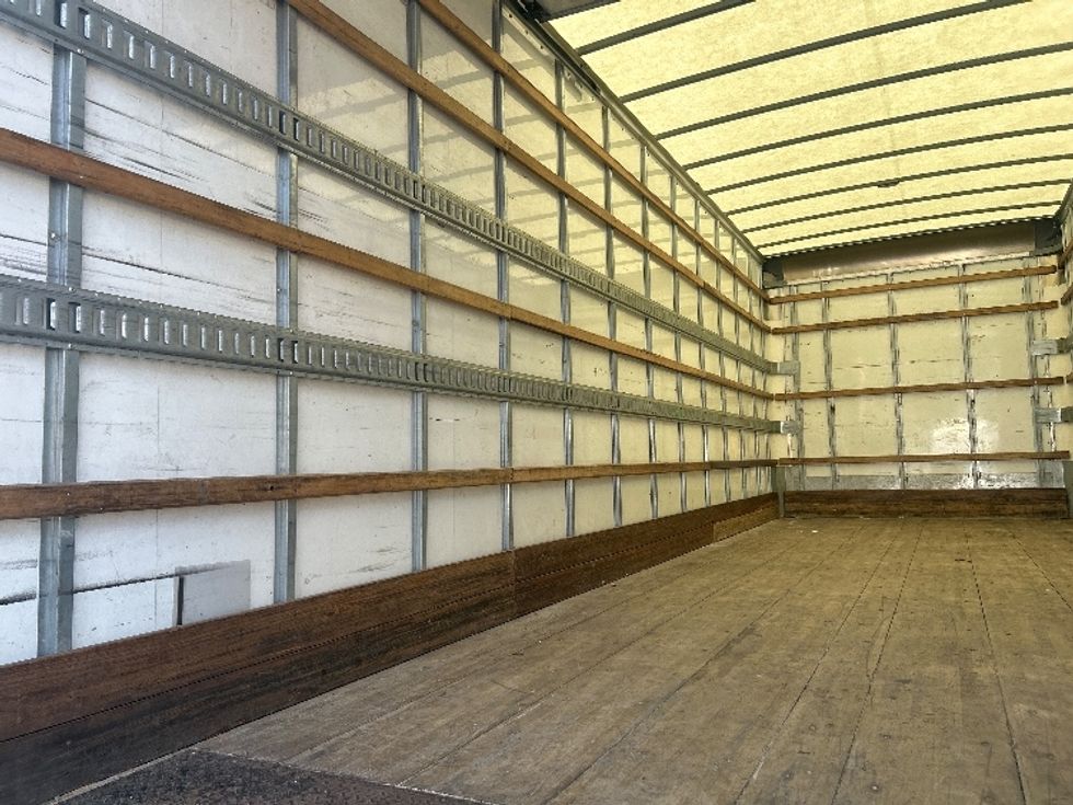 Medium Duty Box Truck-Light and Medium Duty Trucks-Freightliner-2022-M2-Fontana-CA-201,430\n\t\tmiles-$ 57,250 - Image 10
