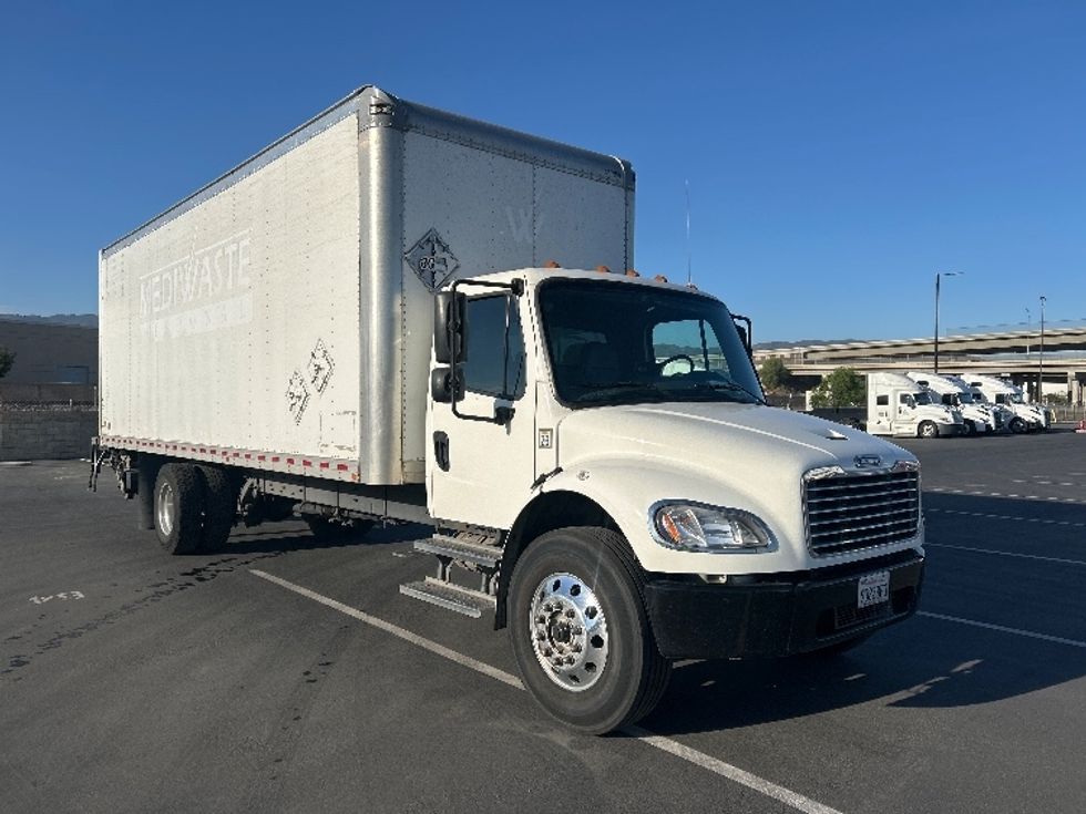 Medium Duty Box Truck-Light and Medium Duty Trucks-Freightliner-2022-M2-Fontana-CA-211,773\n\t\tmiles-$ 62,250 - Image 1