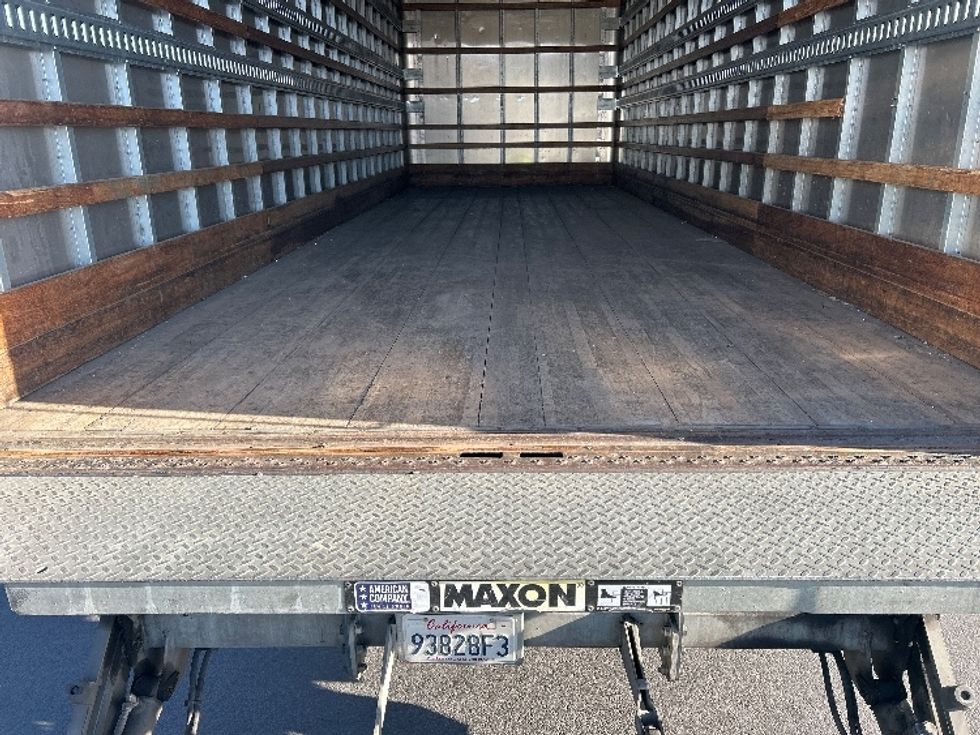 Medium Duty Box Truck-Light and Medium Duty Trucks-Freightliner-2022-M2-Fontana-CA-211,773\n\t\tmiles-$ 62,250 - Image 10