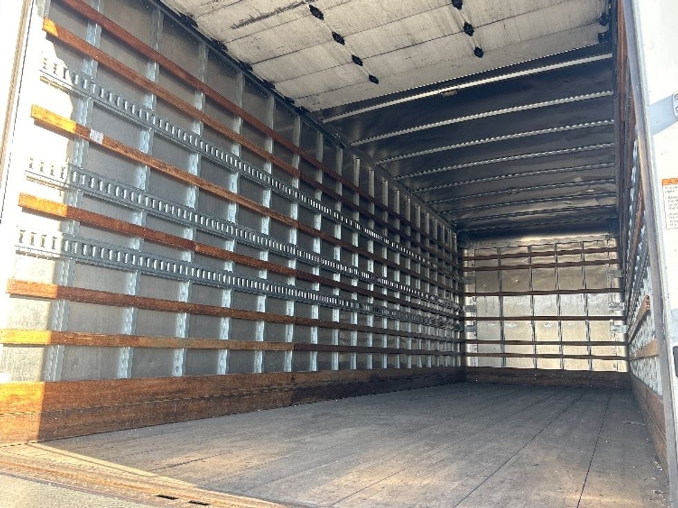 Medium Duty Box Truck-Light and Medium Duty Trucks-Freightliner-2022-M2-Fontana-CA-211,773\n\t\tmiles-$ 62,250 - Image 11