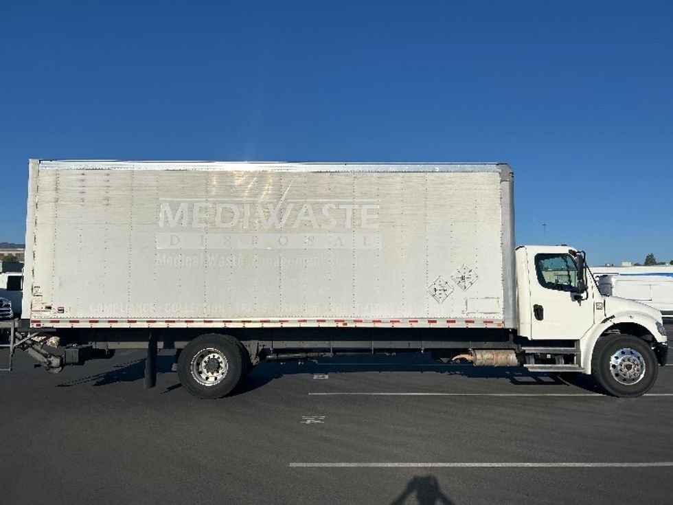Medium Duty Box Truck-Light and Medium Duty Trucks-Freightliner-2022-M2-Fontana-CA-211,773\n\t\tmiles-$ 62,250 - Image 15