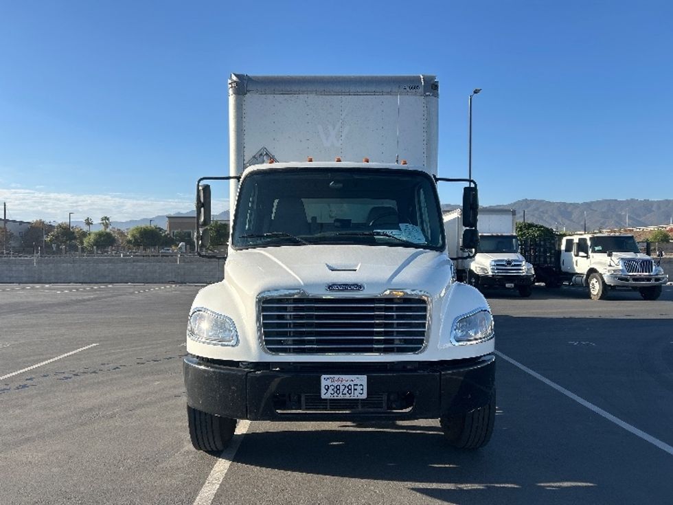 Medium Duty Box Truck-Light and Medium Duty Trucks-Freightliner-2022-M2-Fontana-CA-211,773\n\t\tmiles-$ 62,250 - Image 2