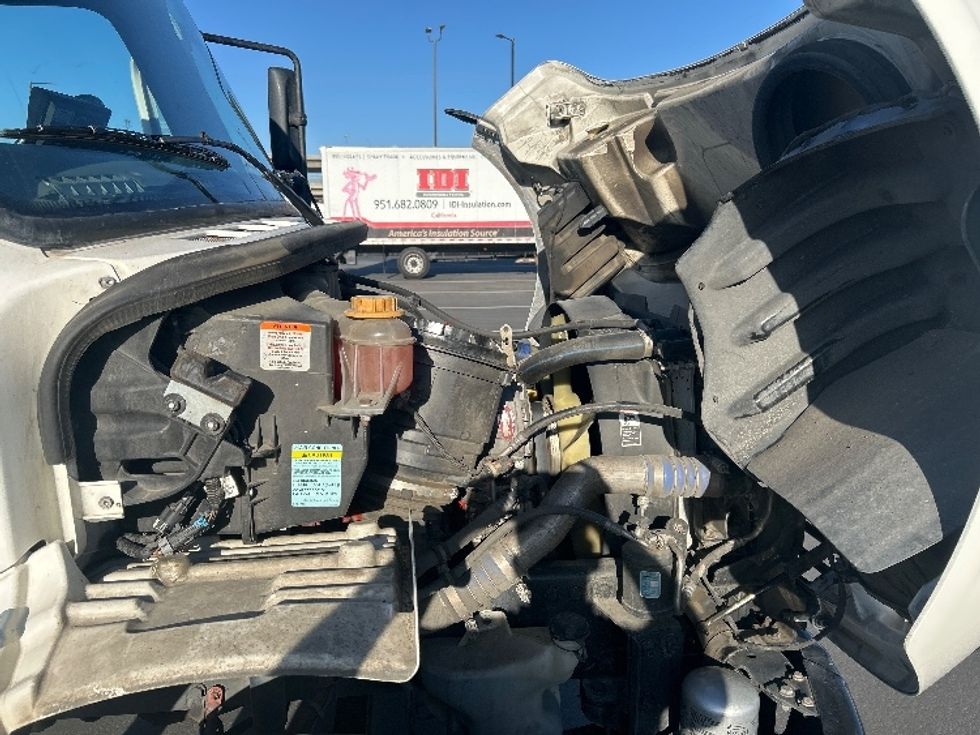 Medium Duty Box Truck-Light and Medium Duty Trucks-Freightliner-2022-M2-Fontana-CA-211,773\n\t\tmiles-$ 62,250 - Image 21