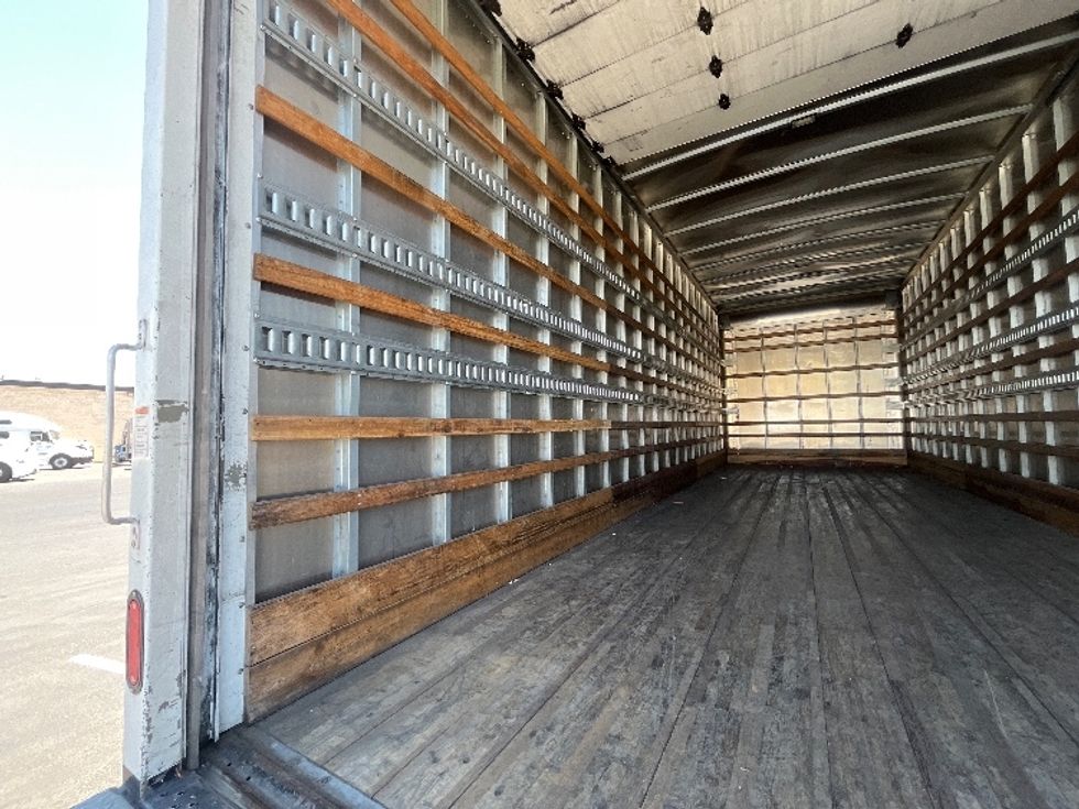 Medium Duty Box Truck-Light and Medium Duty Trucks-Freightliner-2022-M2-Fontana-CA-223,785\n\t\tmiles-$ 58,000 - Image 11