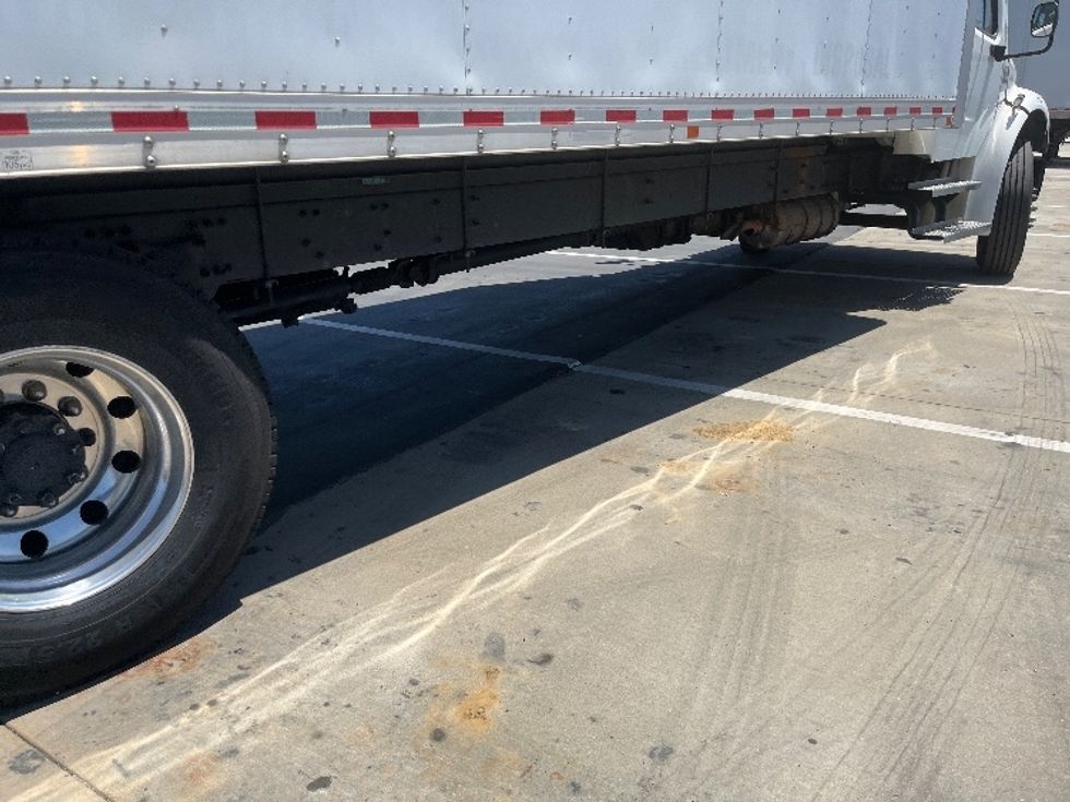 Medium Duty Box Truck-Light and Medium Duty Trucks-Freightliner-2022-M2-Fontana-CA-223,785\n\t\tmiles-$ 58,000 - Image 14