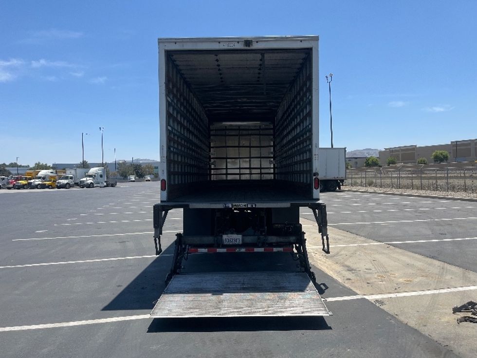 Medium Duty Box Truck-Light and Medium Duty Trucks-Freightliner-2022-M2-Fontana-CA-223,785\n\t\tmiles-$ 58,000 - Image 9