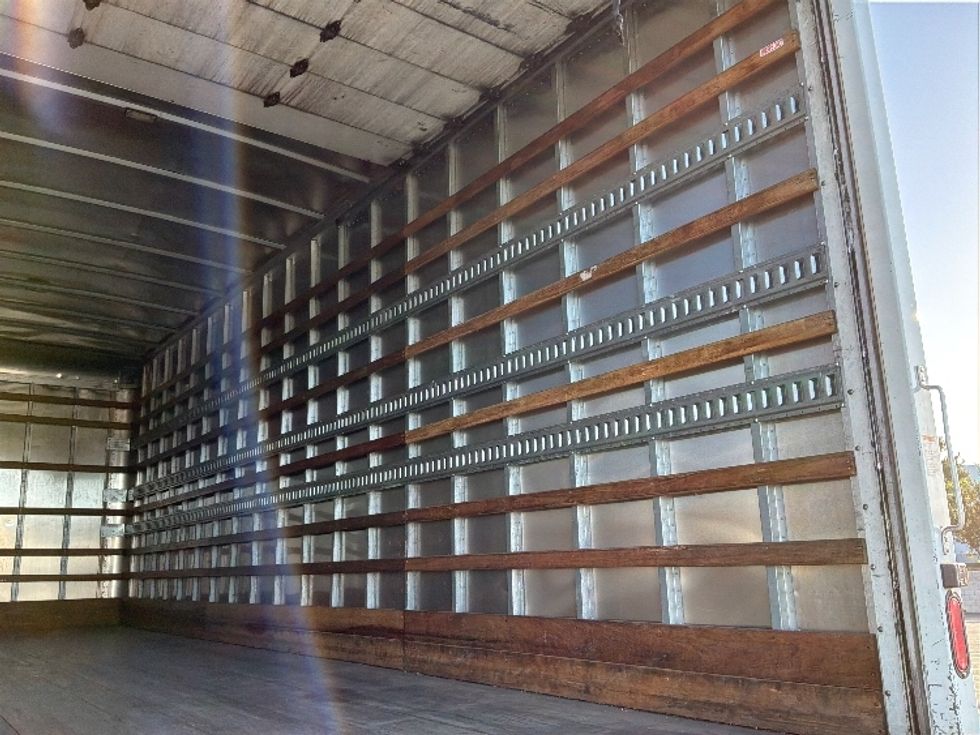 Medium Duty Box Truck-Light and Medium Duty Trucks-Freightliner-2022-M2-Fontana-CA-313,115\n\t\tmiles-$ 43,000 - Image 12