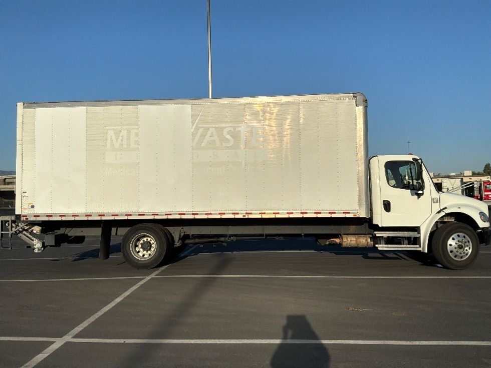 Medium Duty Box Truck-Light and Medium Duty Trucks-Freightliner-2022-M2-Fontana-CA-313,115\n\t\tmiles-$ 43,000 - Image 15