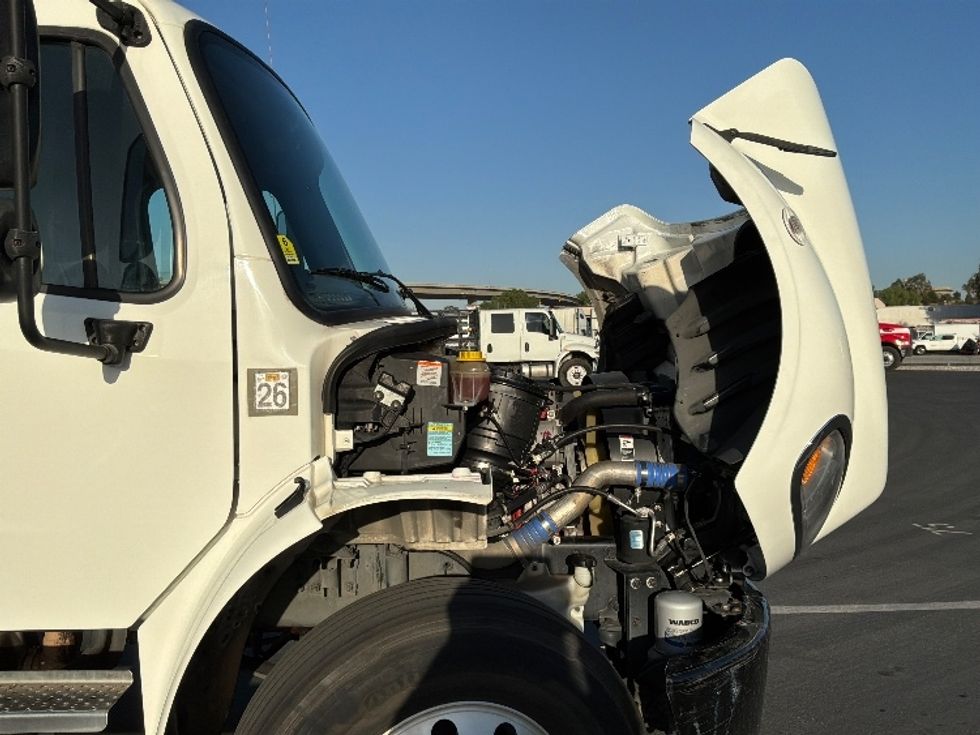 Medium Duty Box Truck-Light and Medium Duty Trucks-Freightliner-2022-M2-Fontana-CA-313,115\n\t\tmiles-$ 43,000 - Image 21