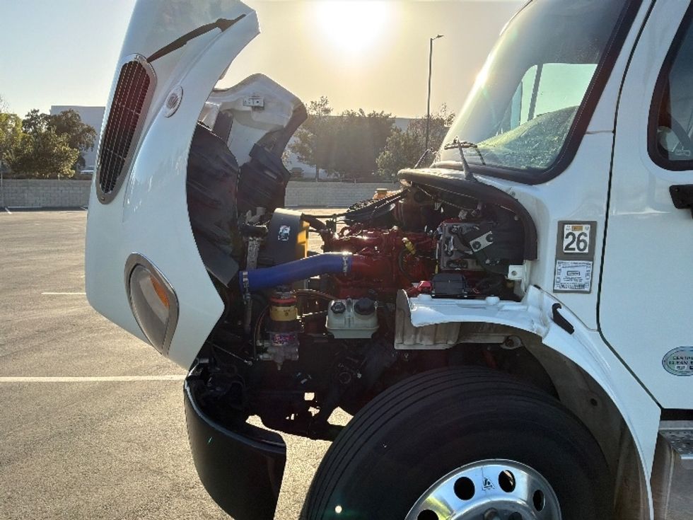 Medium Duty Box Truck-Light and Medium Duty Trucks-Freightliner-2022-M2-Fontana-CA-313,115\n\t\tmiles-$ 43,000 - Image 22