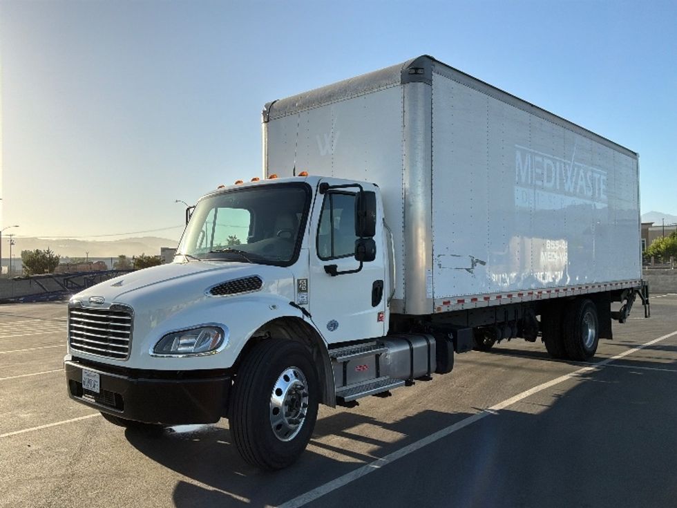 Medium Duty Box Truck-Light and Medium Duty Trucks-Freightliner-2022-M2-Fontana-CA-313,115\n\t\tmiles-$ 43,000 - Image 3