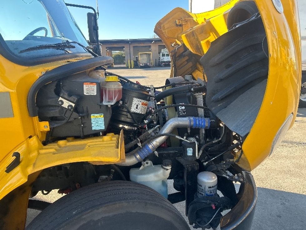 Medium Duty Box Truck-Light and Medium Duty Trucks-Freightliner-2022-M2-Fontana-CA-90,437\n\t\tmiles-$ 78,750 - Image 23