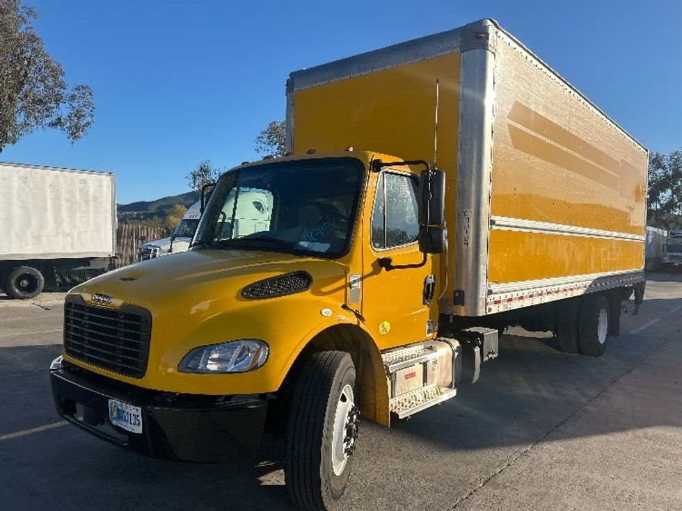 Medium Duty Box Truck-Light and Medium Duty Trucks-Freightliner-2022-M2-Fontana-CA-90,437\n\t\tmiles-$ 78,750 - Image 3