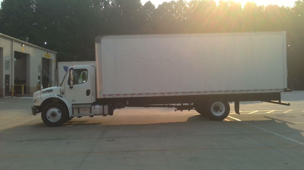 Medium Duty Box Truck-Light and Medium Duty Trucks-Freightliner-2022-M2-Forest Park-GA-156,708\n\t\tmiles-$ 62,250 - Image 4