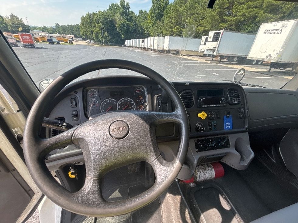 Medium Duty Box Truck-Light and Medium Duty Trucks-Freightliner-2022-M2-Forest Park-GA-158,508\n\t\tmiles-$ 58,250 - Image 18