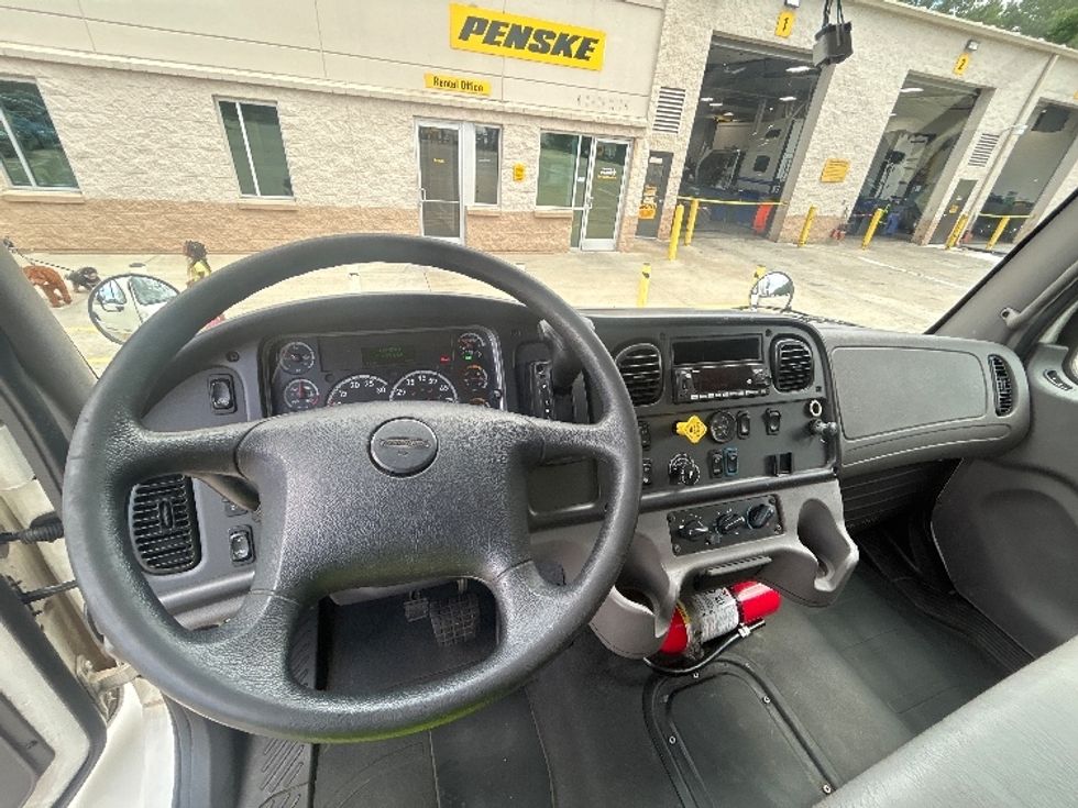 Medium Duty Box Truck-Light and Medium Duty Trucks-Freightliner-2022-M2-Forest Park-GA-210,976\n\t\tmiles-$ 43,750 - Image 17