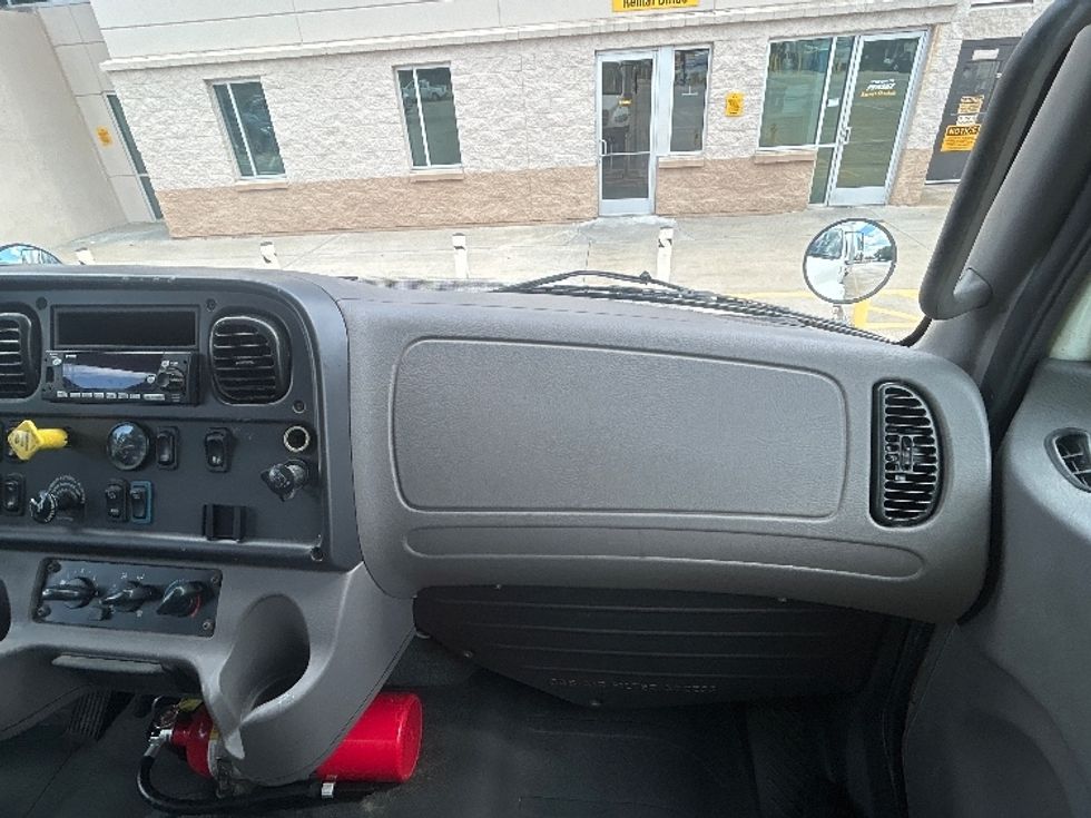 Medium Duty Box Truck-Light and Medium Duty Trucks-Freightliner-2022-M2-Forest Park-GA-210,976\n\t\tmiles-$ 43,750 - Image 21