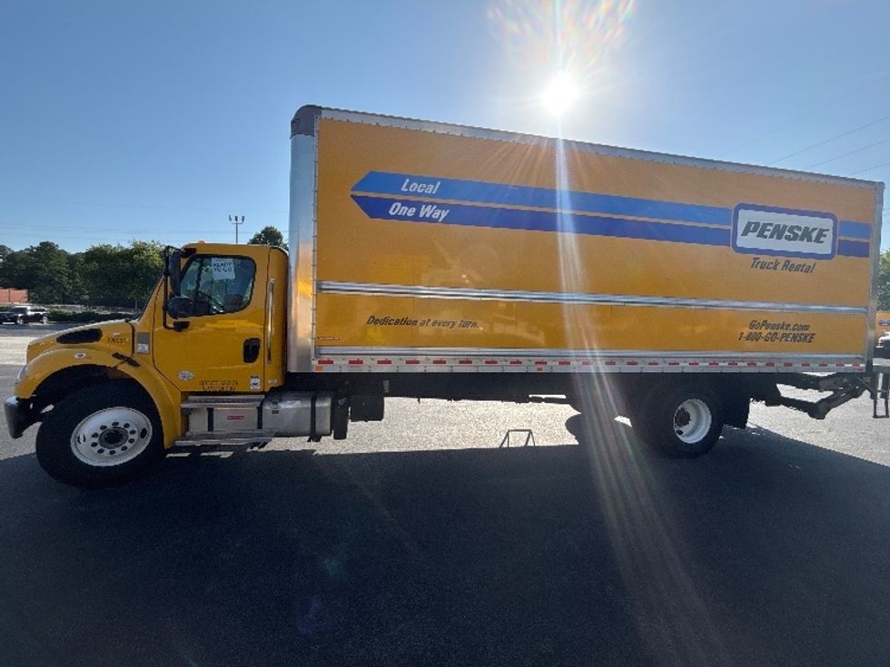 Medium Duty Box Truck-Light and Medium Duty Trucks-Freightliner-2022-M2-Forest Park-GA-255,868\n\t\tmiles-$ 50,250 - Image 4