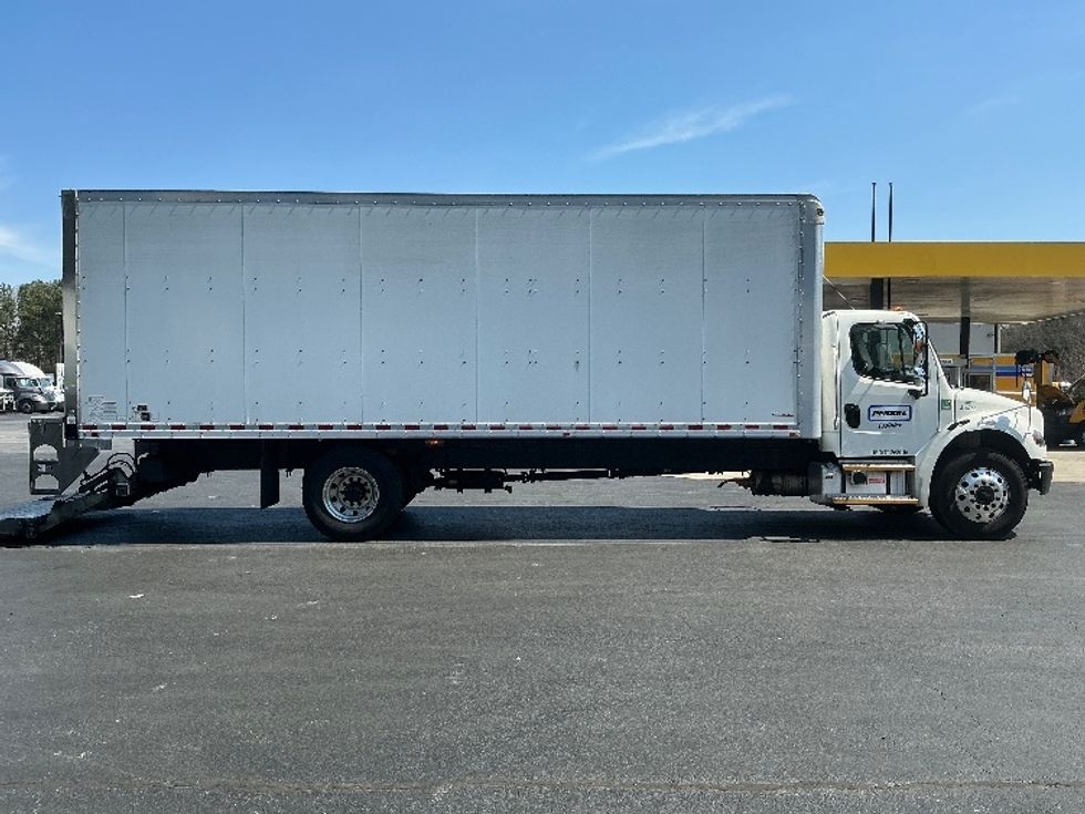 Medium Duty Box Truck-Light and Medium Duty Trucks-Freightliner-2022-M2-Forest Park-GA-308,119\n\t\tmiles-$ 40,500 - Image 15