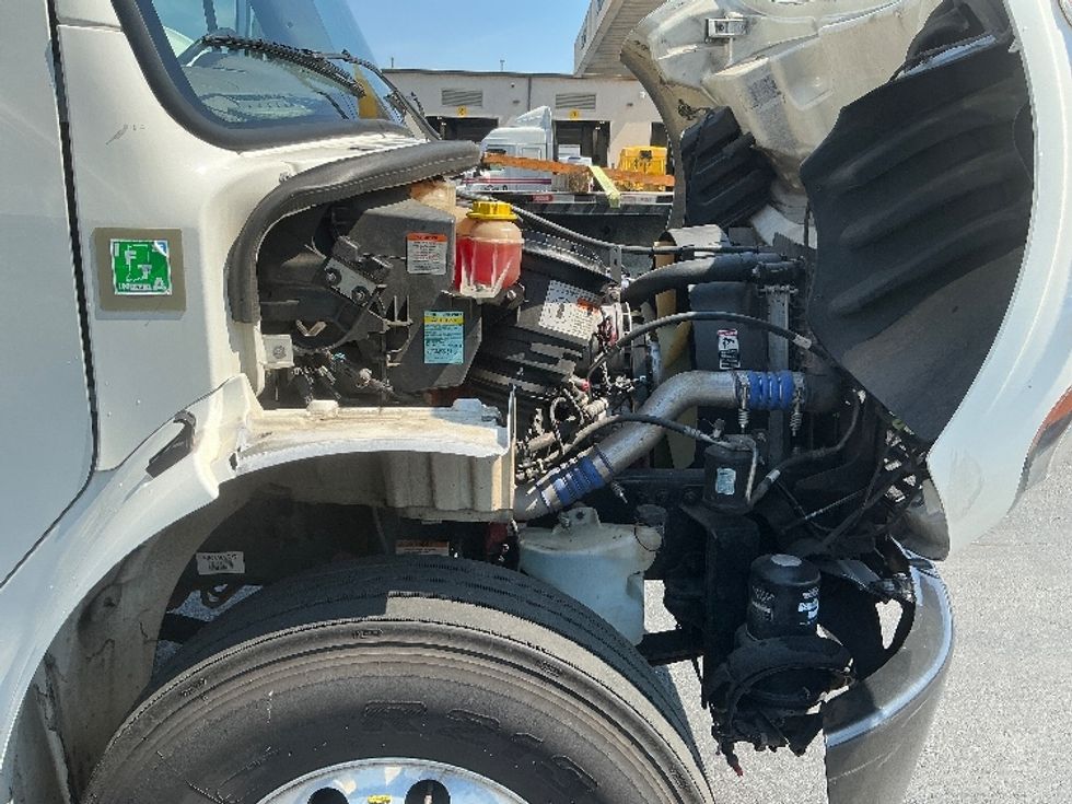 Medium Duty Box Truck-Light and Medium Duty Trucks-Freightliner-2022-M2-Forest Park-GA-308,119\n\t\tmiles-$ 40,500 - Image 23