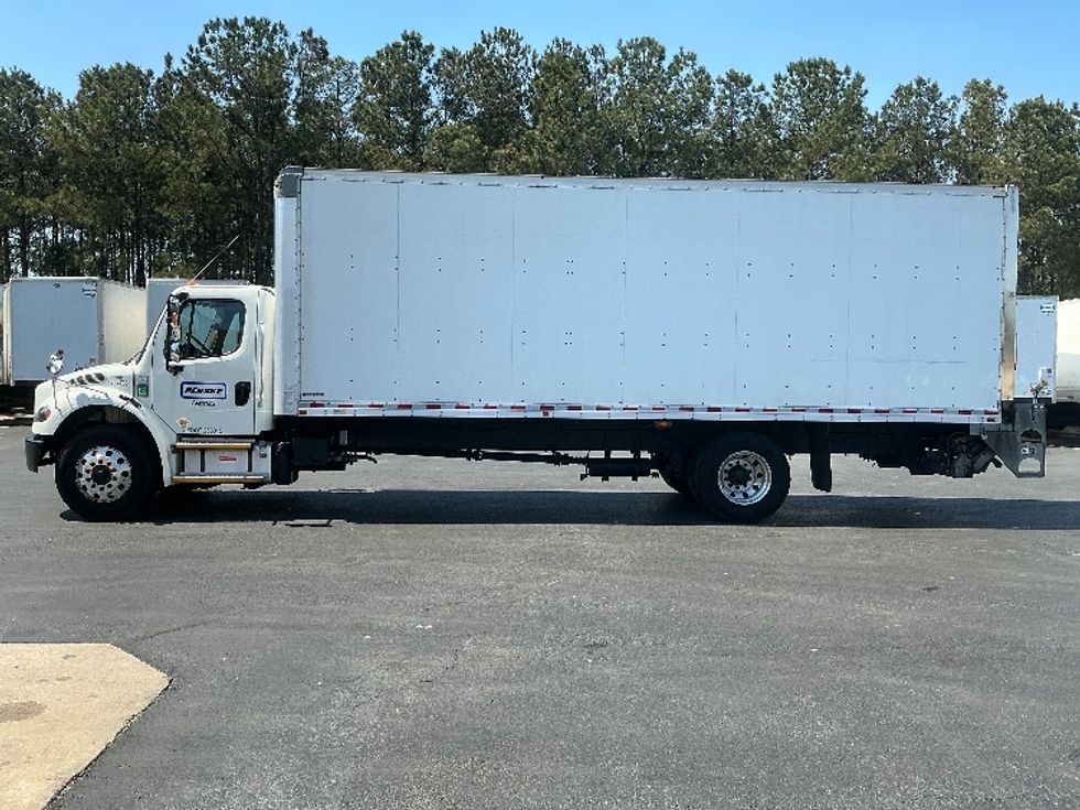 Medium Duty Box Truck-Light and Medium Duty Trucks-Freightliner-2022-M2-Forest Park-GA-308,119\n\t\tmiles-$ 40,500 - Image 4