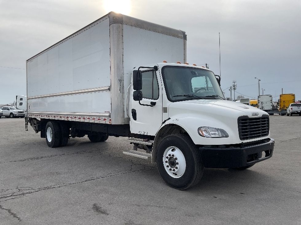 Medium Duty Box Truck-Light and Medium Duty Trucks-Freightliner-2022-M2-Fort Wayne-IN-116,179\n\t\tmiles-$ 75,250 - Image 1