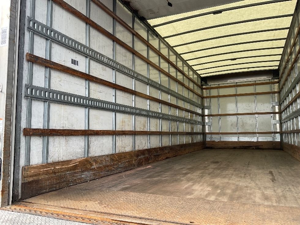 Medium Duty Box Truck-Light and Medium Duty Trucks-Freightliner-2022-M2-Fort Wayne-IN-116,179\n\t\tmiles-$ 75,250 - Image 11
