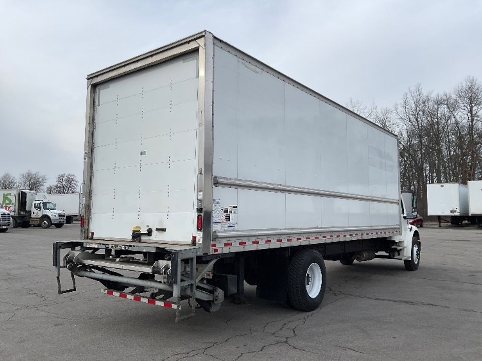 Medium Duty Box Truck-Light and Medium Duty Trucks-Freightliner-2022-M2-Fort Wayne-IN-116,179\n\t\tmiles-$ 75,250 - Image 13