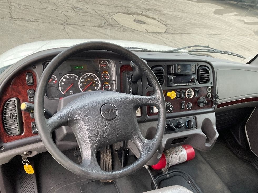 Medium Duty Box Truck-Light and Medium Duty Trucks-Freightliner-2022-M2-Fort Wayne-IN-116,179\n\t\tmiles-$ 75,250 - Image 18