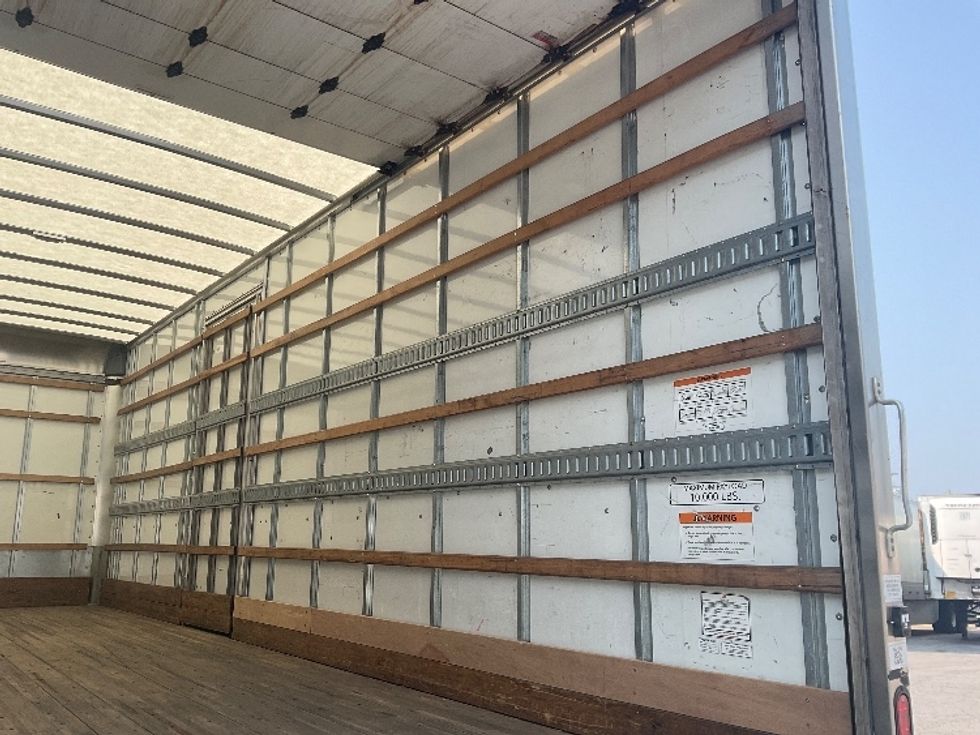 Medium Duty Box Truck-Light and Medium Duty Trucks-Freightliner-2022-M2-Fort Wayne-IN-158,176\n\t\tmiles-$ 63,750 - Image 12