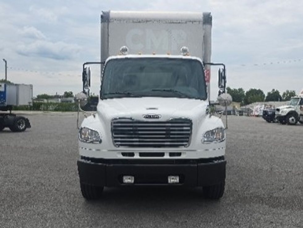 Medium Duty Box Truck-Light and Medium Duty Trucks-Freightliner-2022-M2-Fort Wayne-IN-373,703\n\t\tmiles-$ 38,500 - Image 2