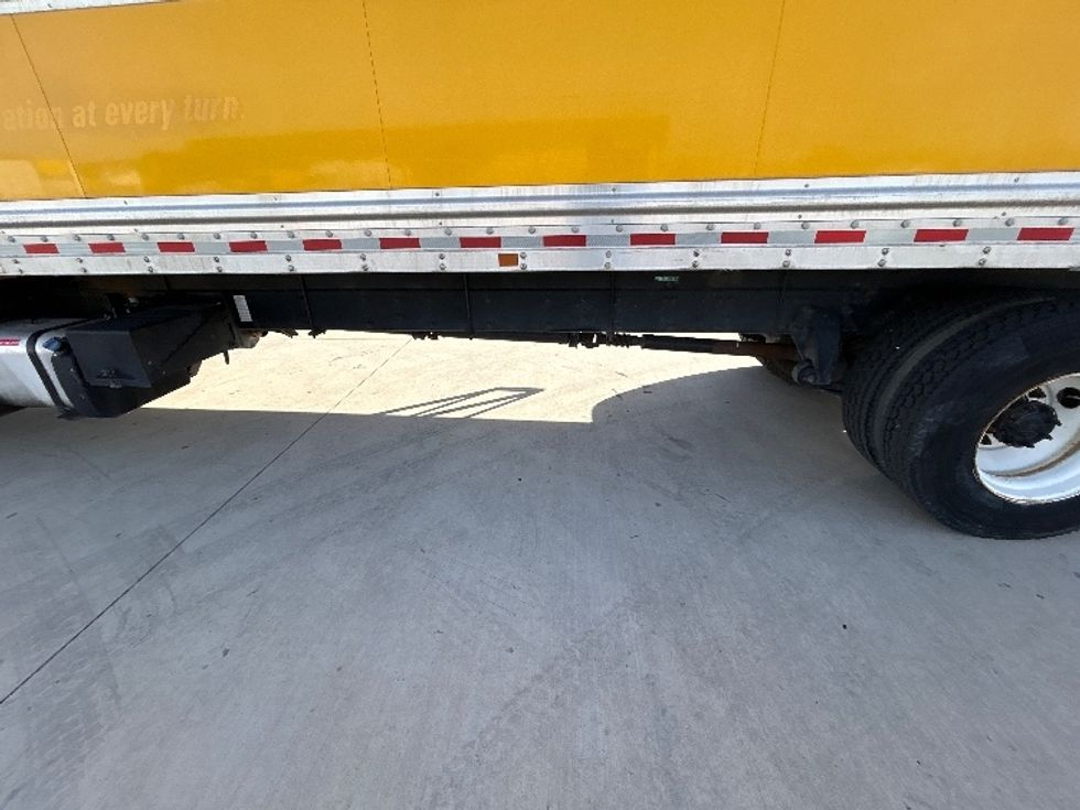 Medium Duty Box Truck-Light and Medium Duty Trucks-Freightliner-2022-M2-Fort Worth-TX-137,845\n\t\tmiles-$ 70,250 - Image 5