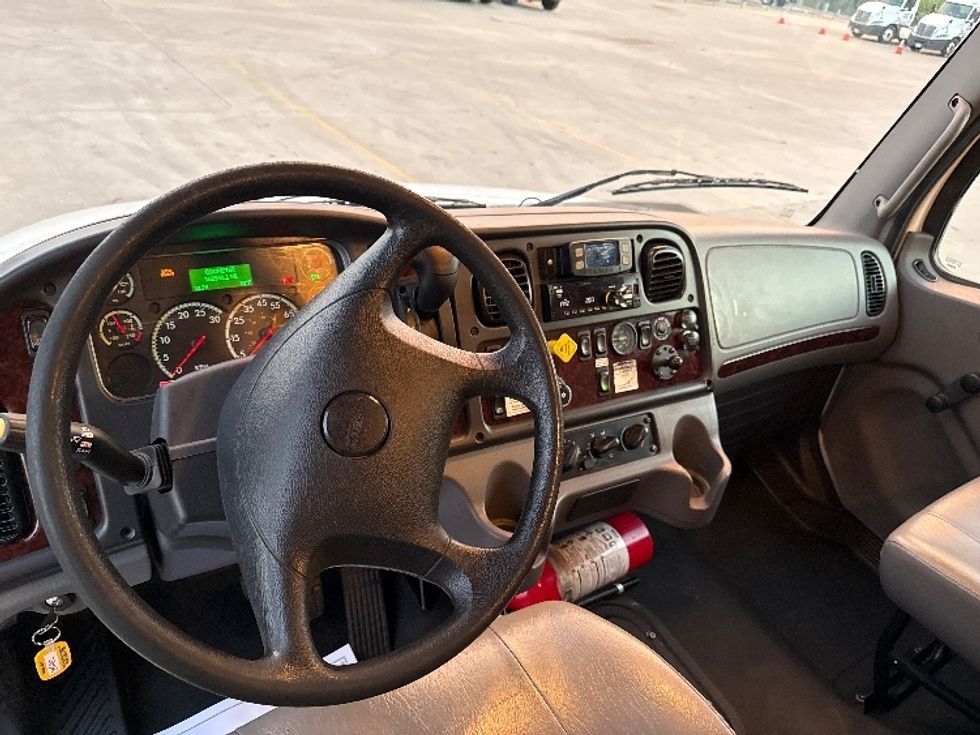 Medium Duty Box Truck-Light and Medium Duty Trucks-Freightliner-2022-M2-Fort Worth-TX-170,251\n\t\tmiles-$ 65,750 - Image 17