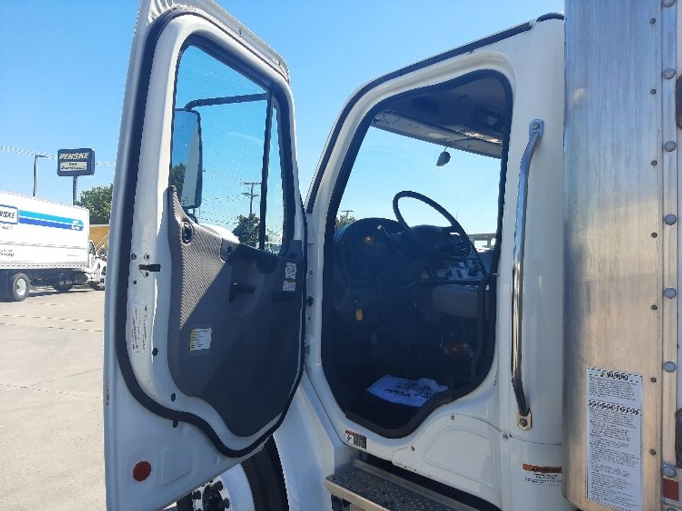 Medium Duty Box Truck-Light and Medium Duty Trucks-Freightliner-2022-M2-Fort Worth-TX-234,816\n\t\tmiles-$ 43,750 - Image 14