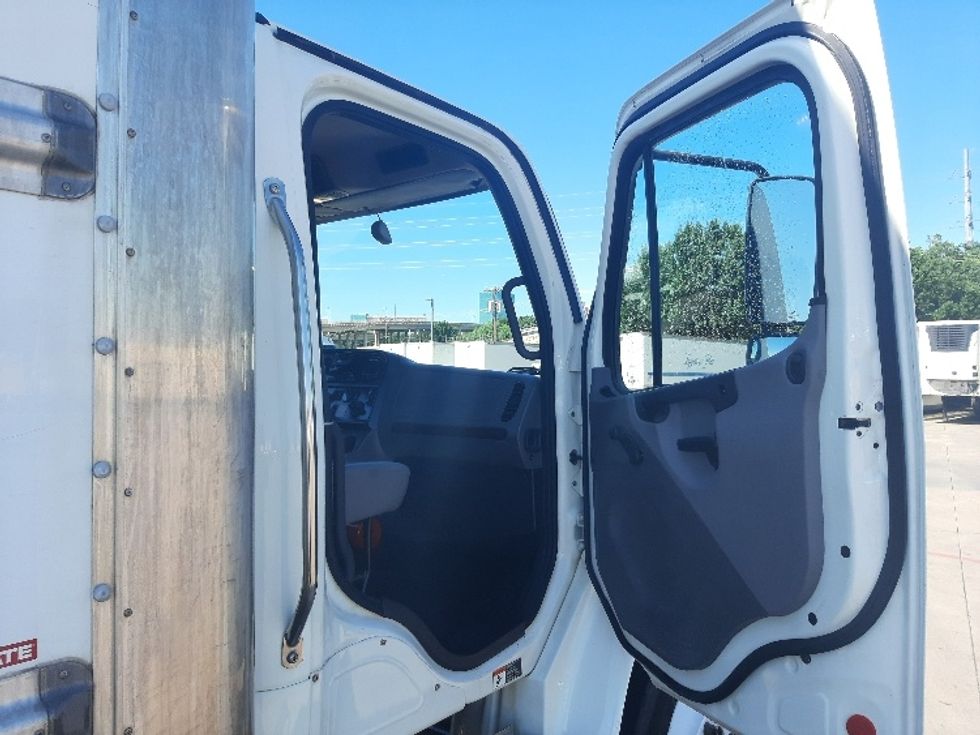 Medium Duty Box Truck-Light and Medium Duty Trucks-Freightliner-2022-M2-Fort Worth-TX-234,816\n\t\tmiles-$ 43,750 - Image 18