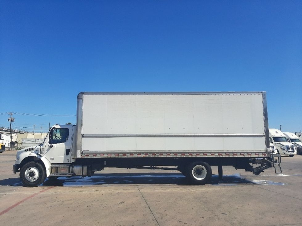 Medium Duty Box Truck-Light and Medium Duty Trucks-Freightliner-2022-M2-Fort Worth-TX-234,816\n\t\tmiles-$ 43,750 - Image 4