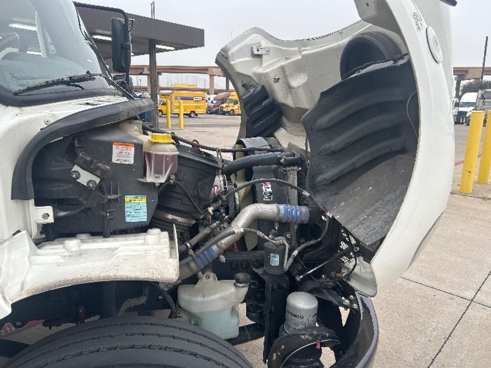 Medium Duty Box Truck-Light and Medium Duty Trucks-Freightliner-2022-M2-Fort Worth-TX-70,940\n\t\tmiles-$ 79,500 - Image 23