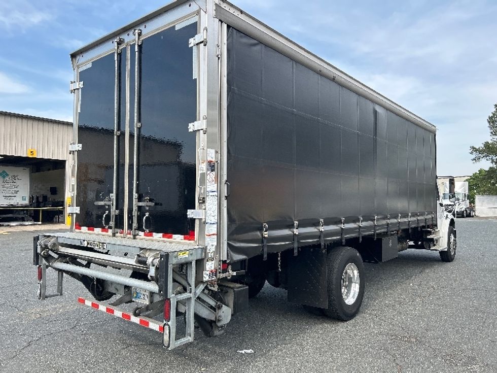 2022 Freightliner M2 106 Medium Duty photo 11