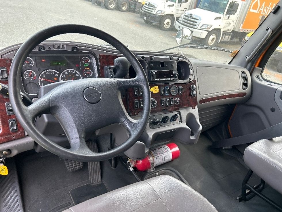 2022 Freightliner M2 106 Medium Duty photo 15