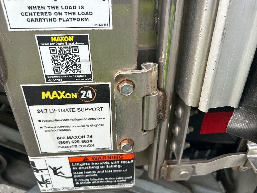 Medium Duty Box Truck-Light and Medium Duty Trucks-Freightliner-2022-M2-Fredericksburg-VA-133,960\n\t\tmiles-$ 58,500 - Image 27